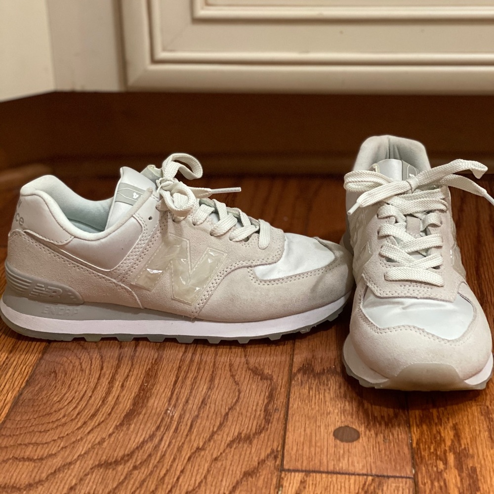 New Balance Women’s 574 Classic Shoes